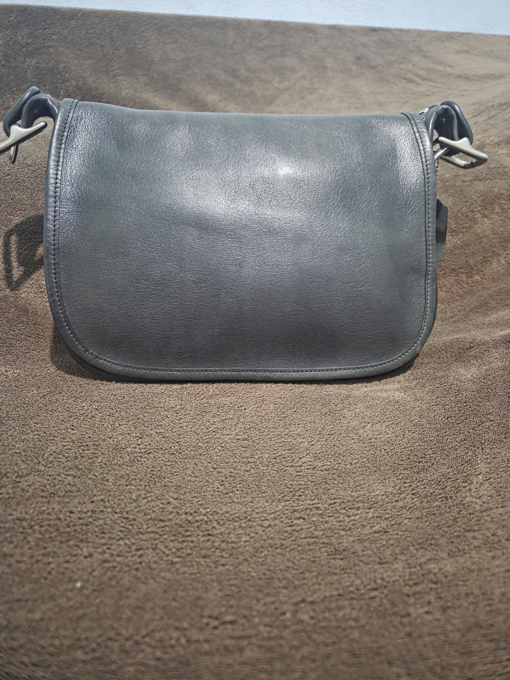 Vintage Coach 9951 all leather flap shoulder bag black